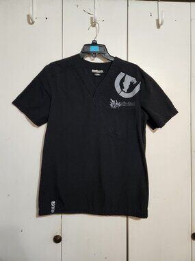 Ecko Unltd Scrub Top Men's Small Black Graphic Rhino Streetwear V-Neck Pocket